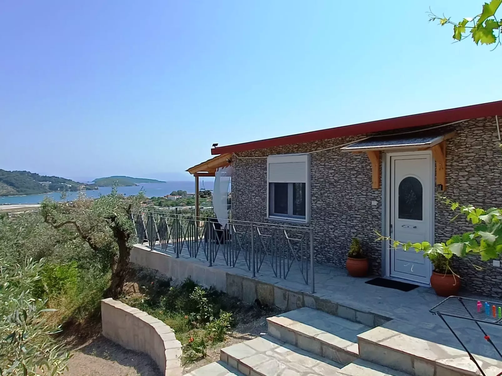 SkyFrame Villa mit atemberaubendem Blick auf das Meer...-Image-tags.info