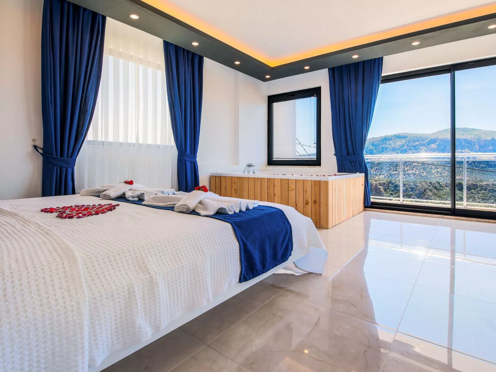 Likya-Image-tags.info