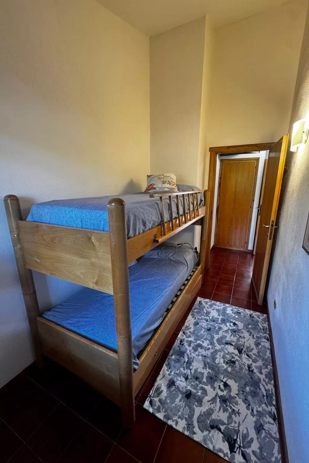 Casetta Ladunia mit Blick aufs Meer-Binnen