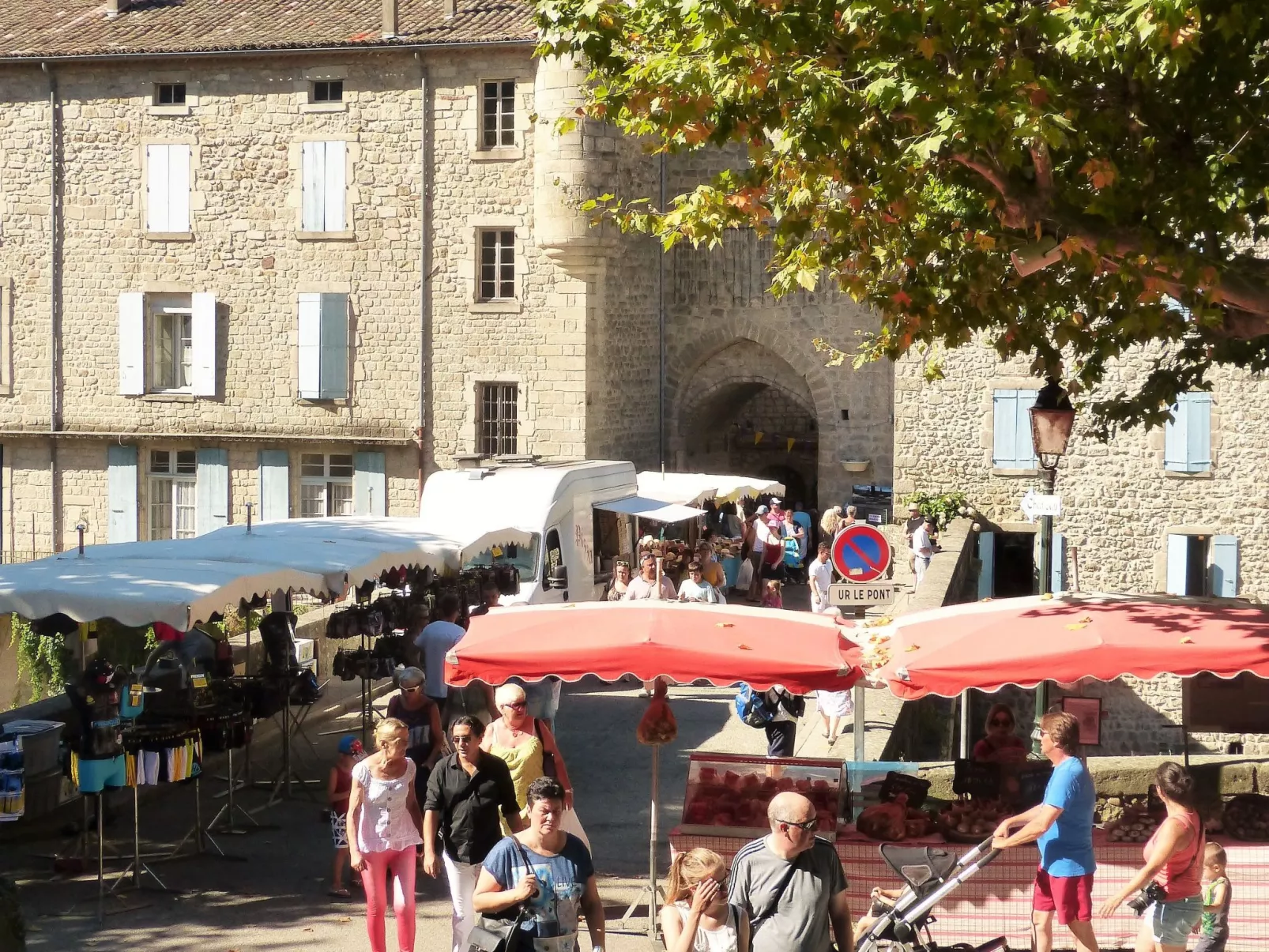 Ein gemütlicher Kokon im Süden der Ardèche-Buiten