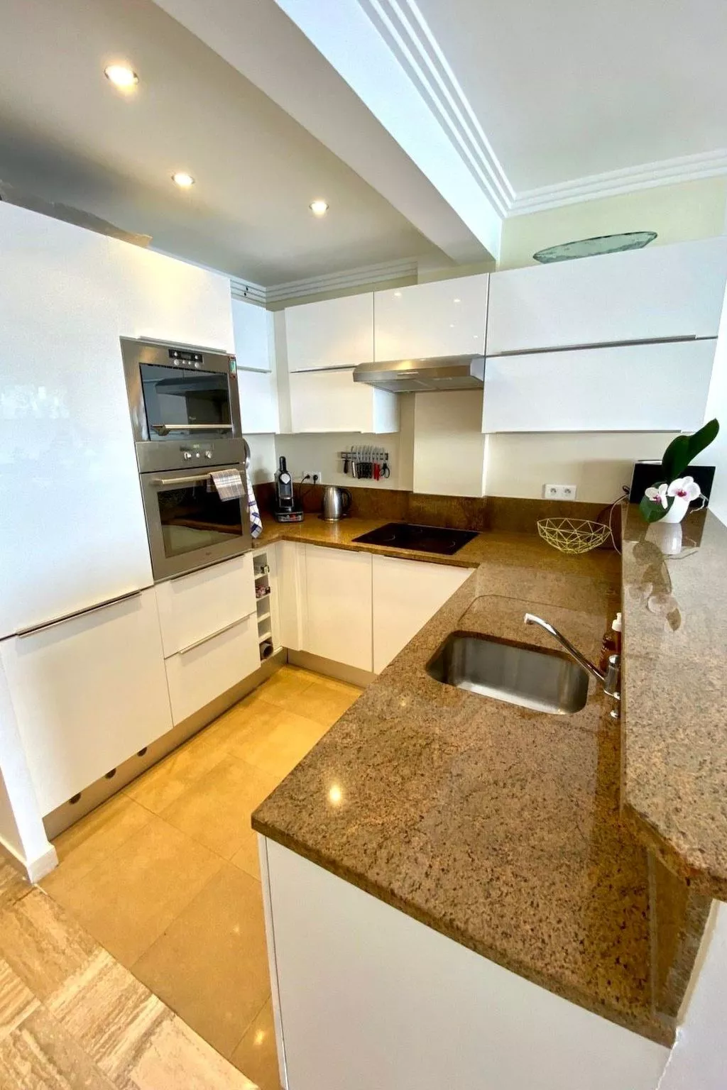 Le Panomagique-Binnen