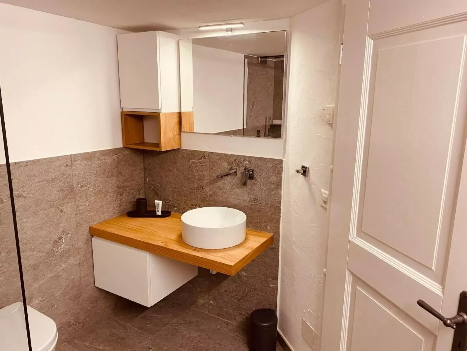 Tausend Steine Haus-Binnen