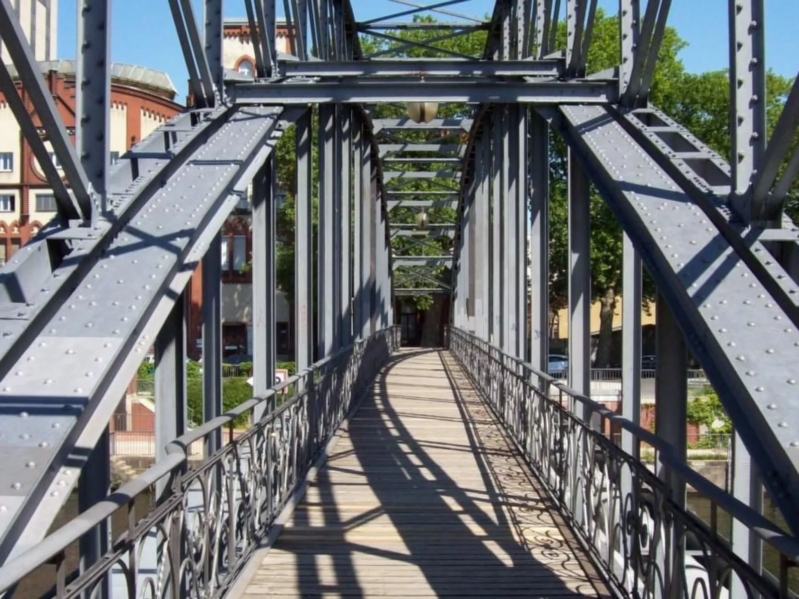 Stylische Ferienwohnung mit Südbalkon in Messenähe-Image-tags.info