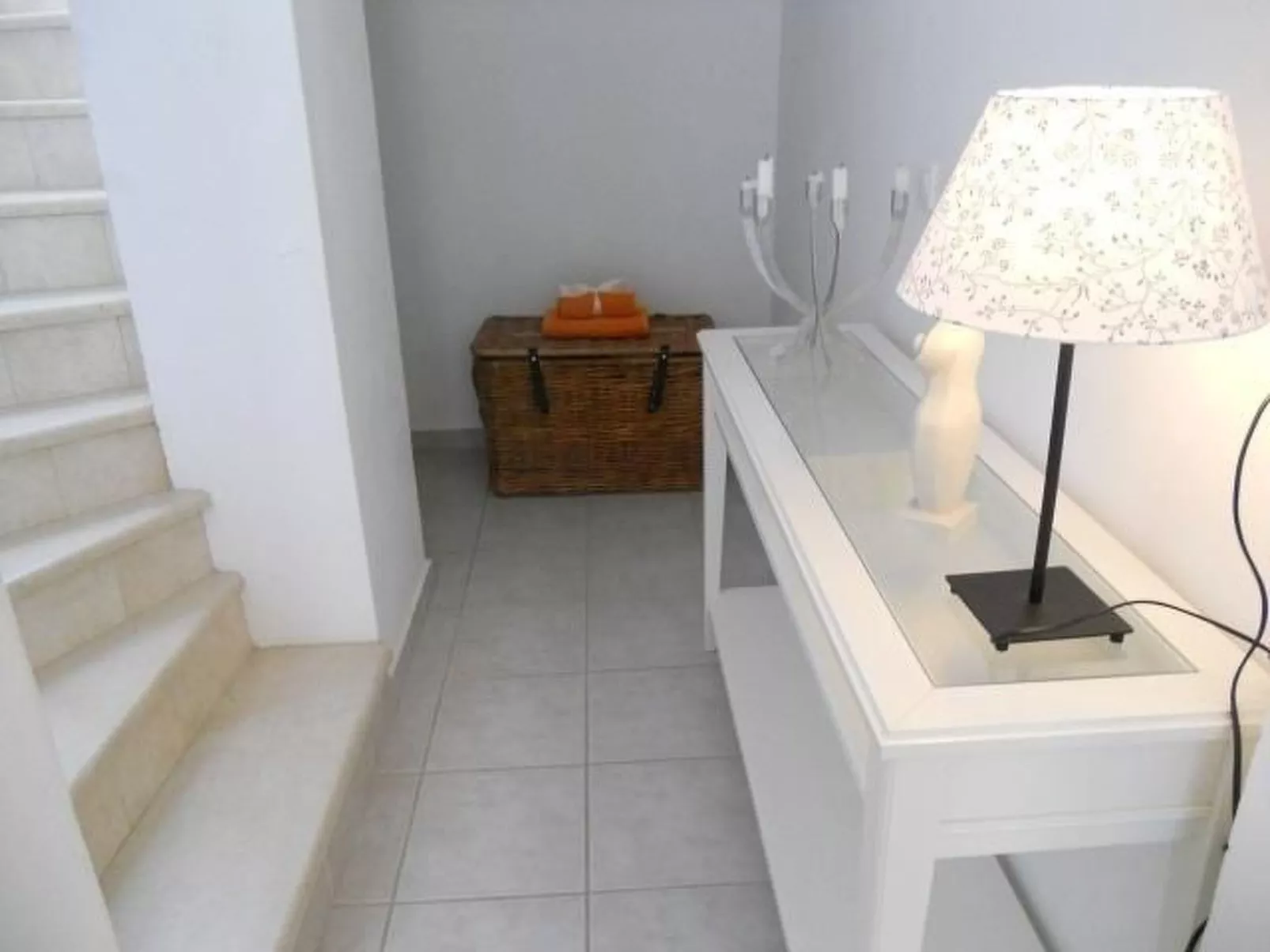 Ferienvilla mit Garten, Grill und Terrasse-Binnen