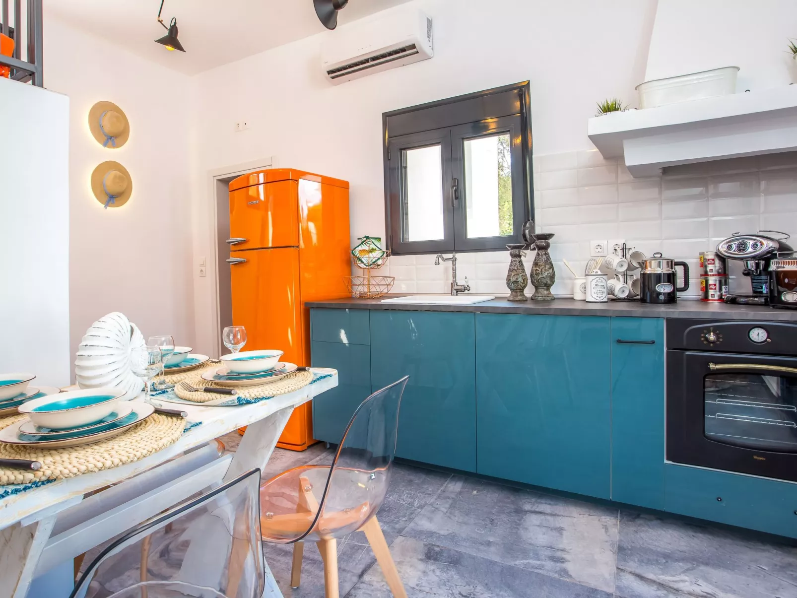 Für 4 Personen ca. 79 m&sup2; in Faliraki, Ägäis (Rhodos)-Image-tags.info