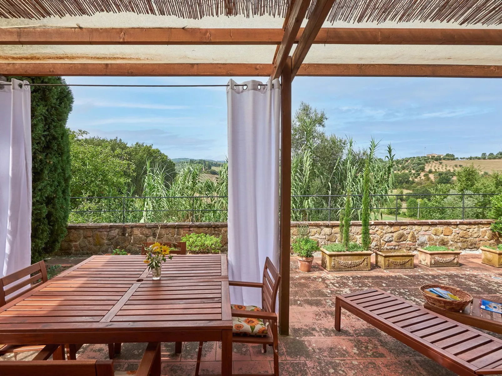 "Dalia castellett - Buiten