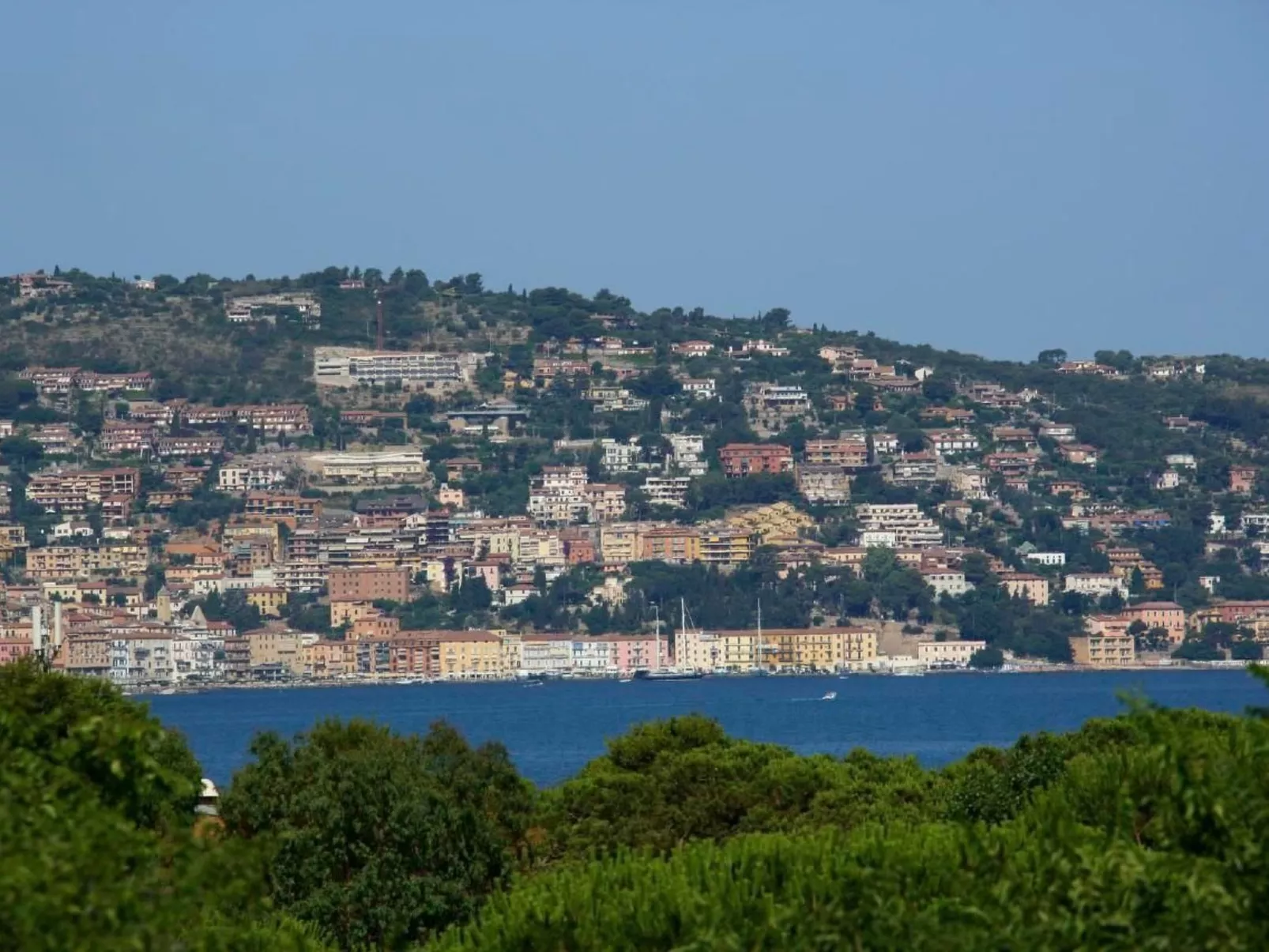 Rustikales Bauernhaus nur einen Steinwurf vom Meer entfernt-Buiten