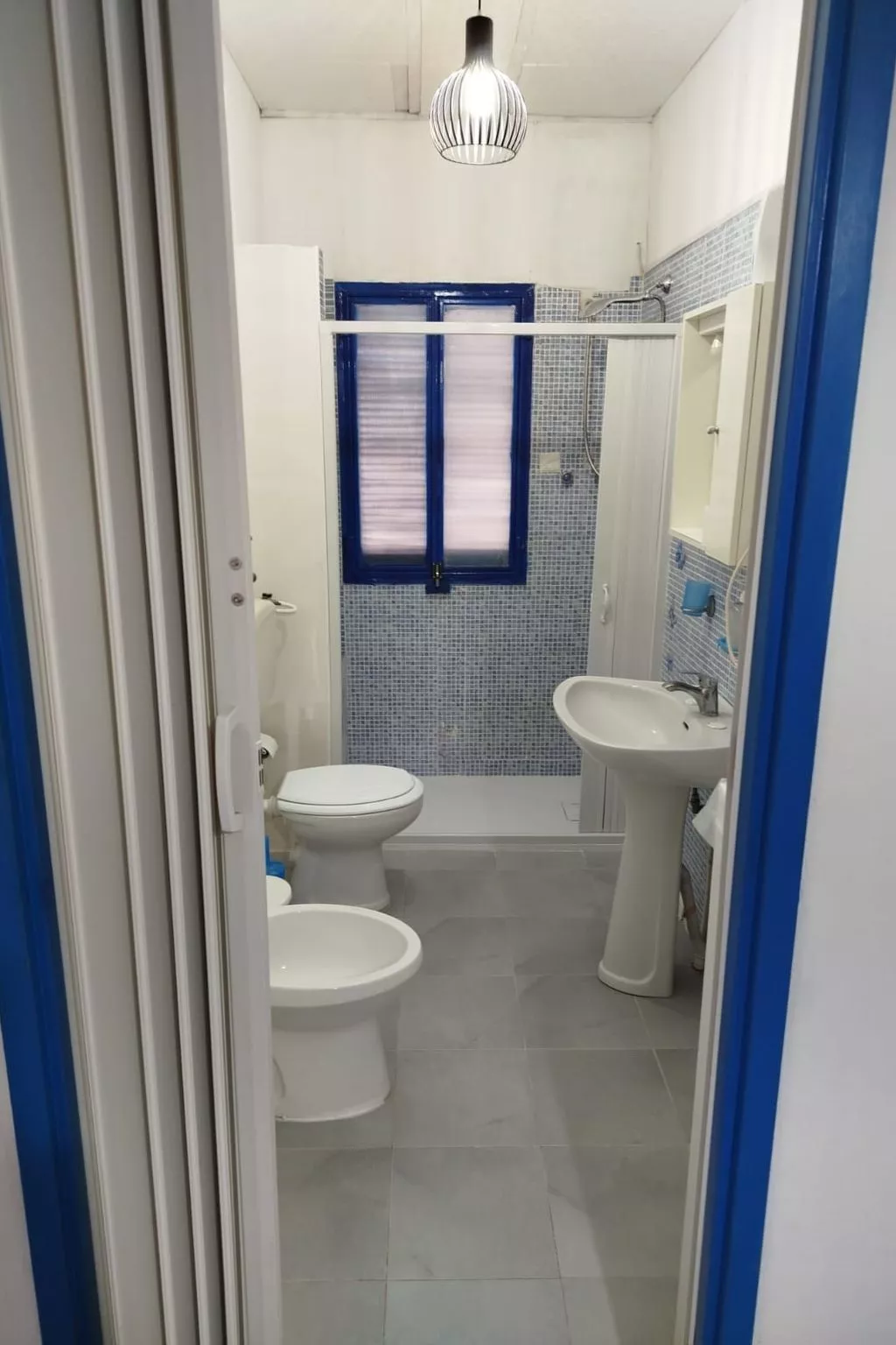 'Villetta mare' mit Blick aufs Wasser-Image-tags.info