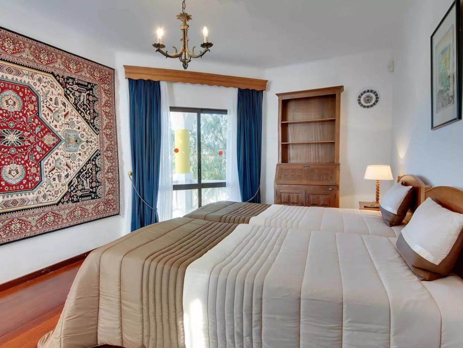 Chalet "Villa Albuar" mit eigenem Pool-Image-tags.info