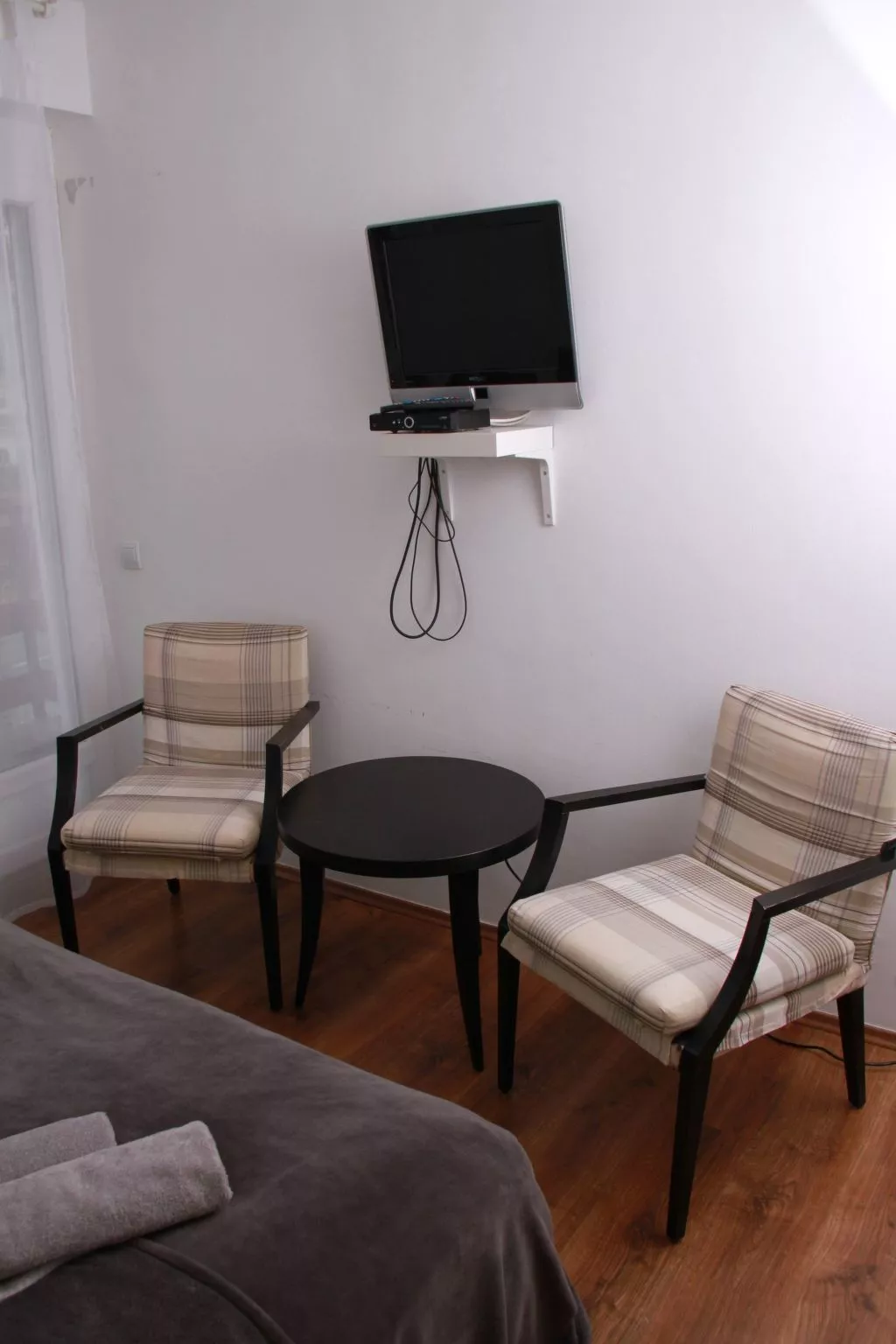 Apartment für acht Personen im Dachgeschoss-Image-tags.info