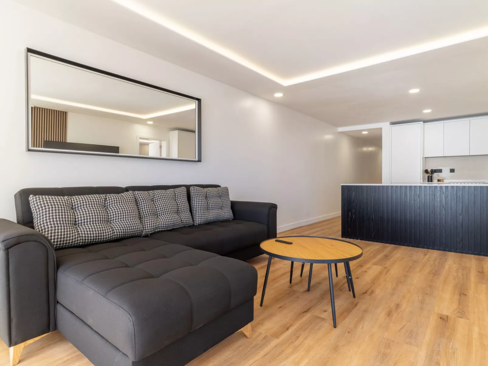 Wohnung "Hip Heaven" mit Balkon-Image-tags.info