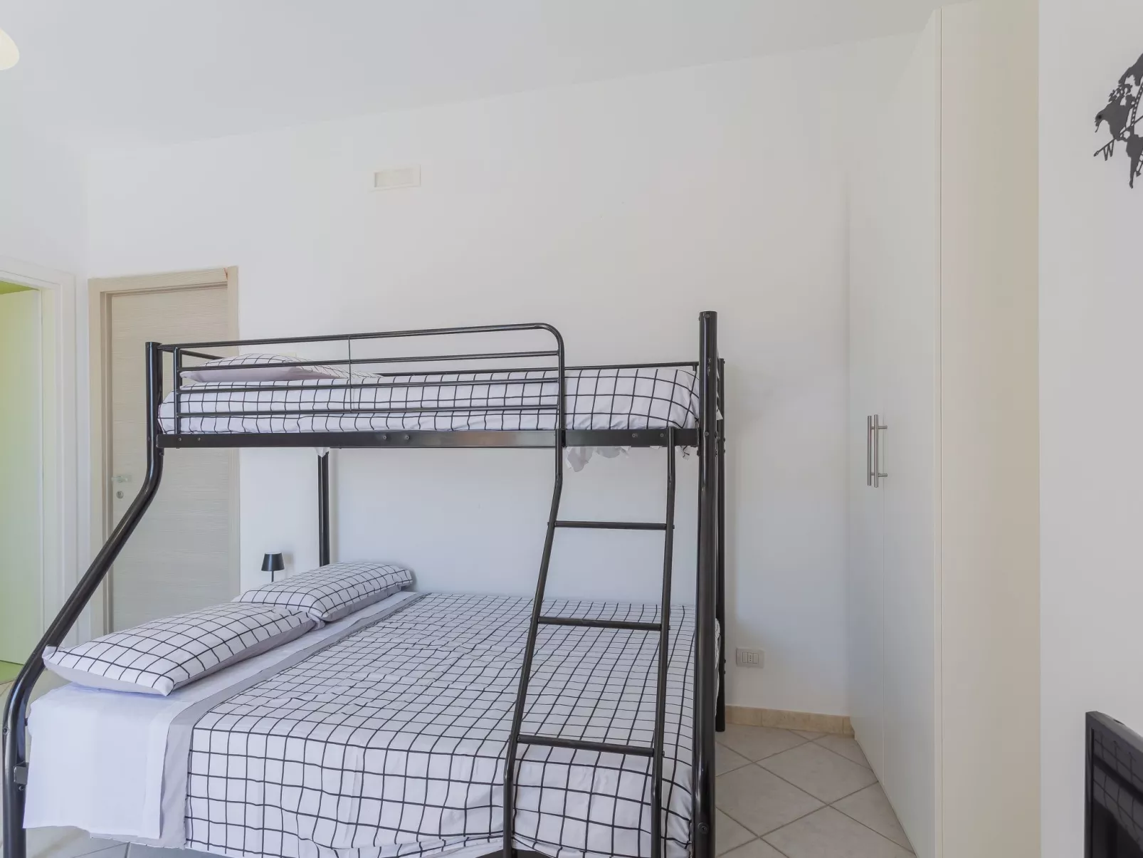 5 Bnb delle Nazioni mit Parkplatz, 9min Flughafen Meer-Image-tags.info