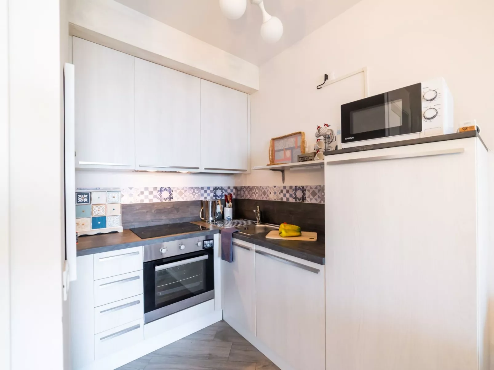 Perla Abernathy - Haus mit Pool und Garten-Binnen