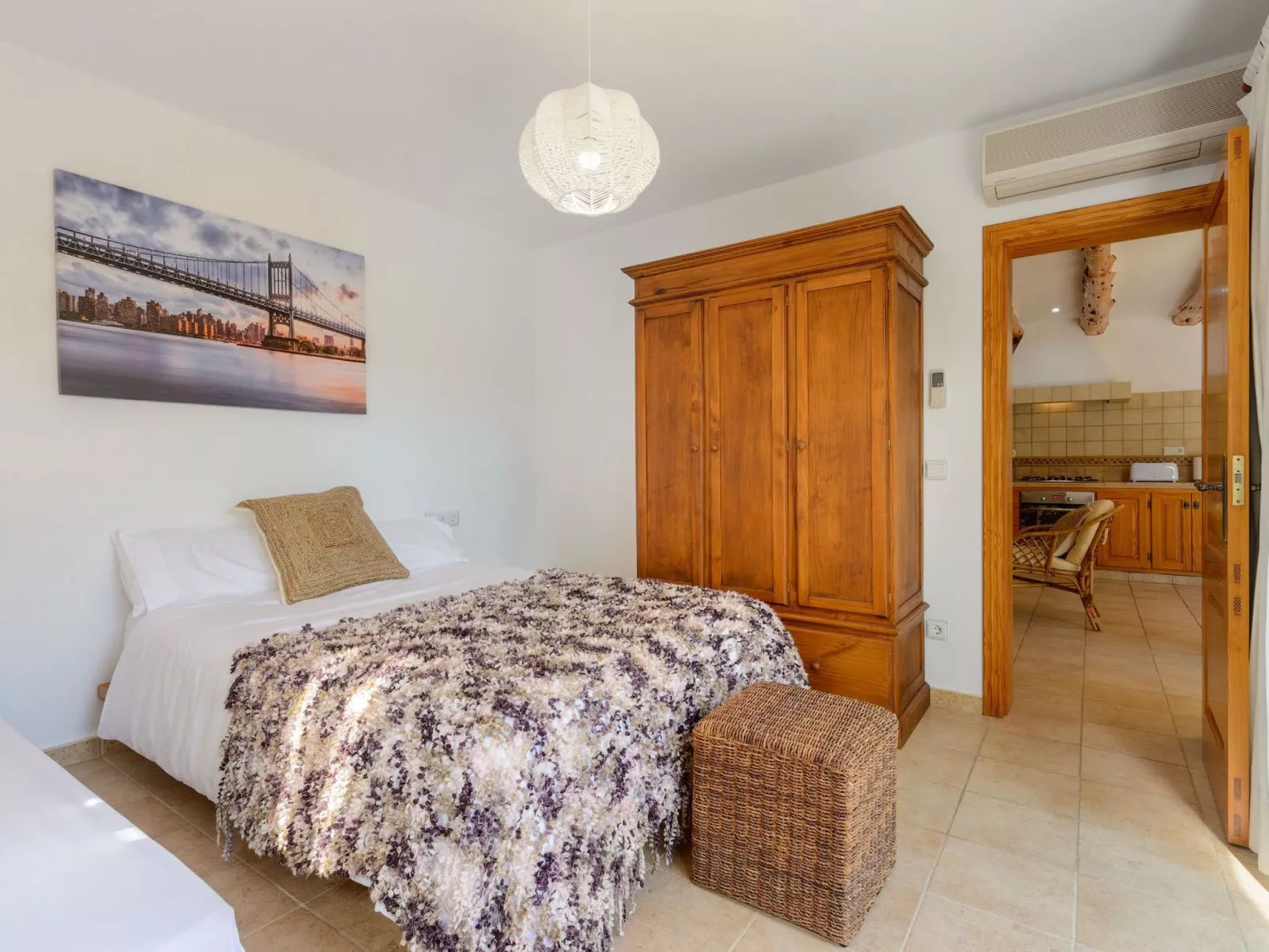 Schöne Villa Belvedere mit 4 Schlafzimmern, 3 Bädern, beheiztem Pool, zwei Whir-Binnen