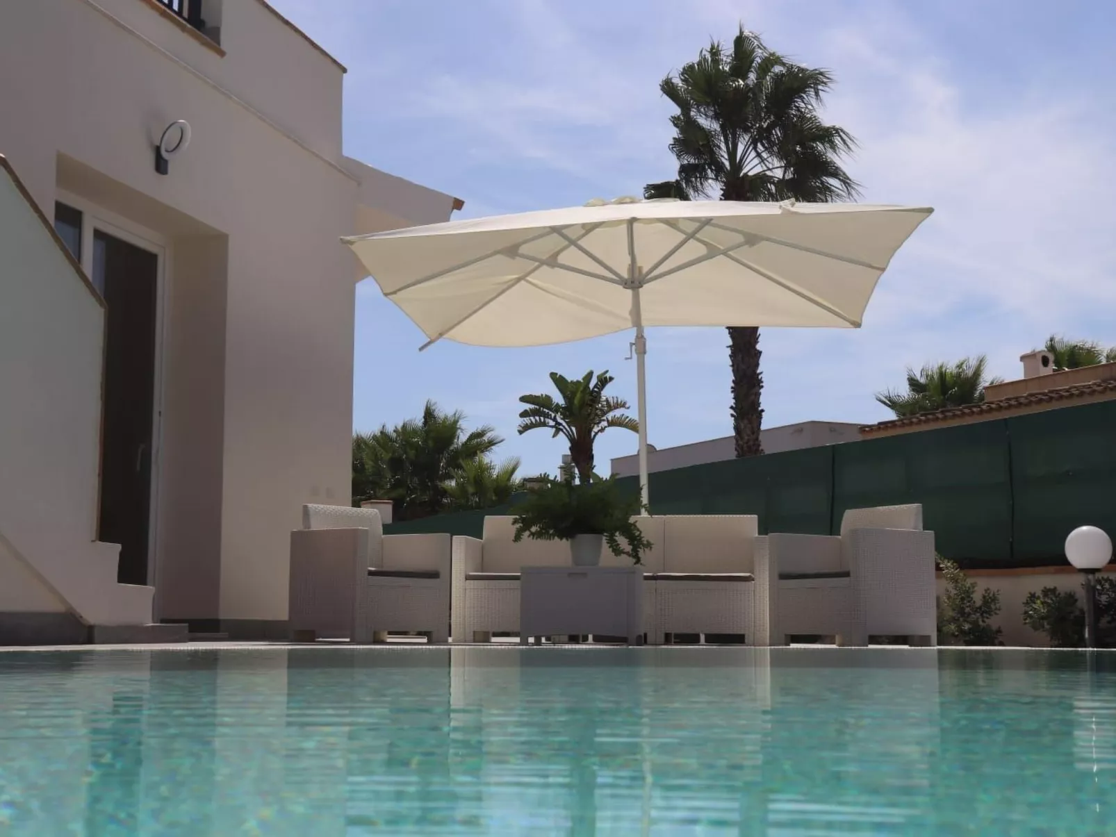 "Die Perle Siziliens" mit Salz-Infiltrationspool-Buiten