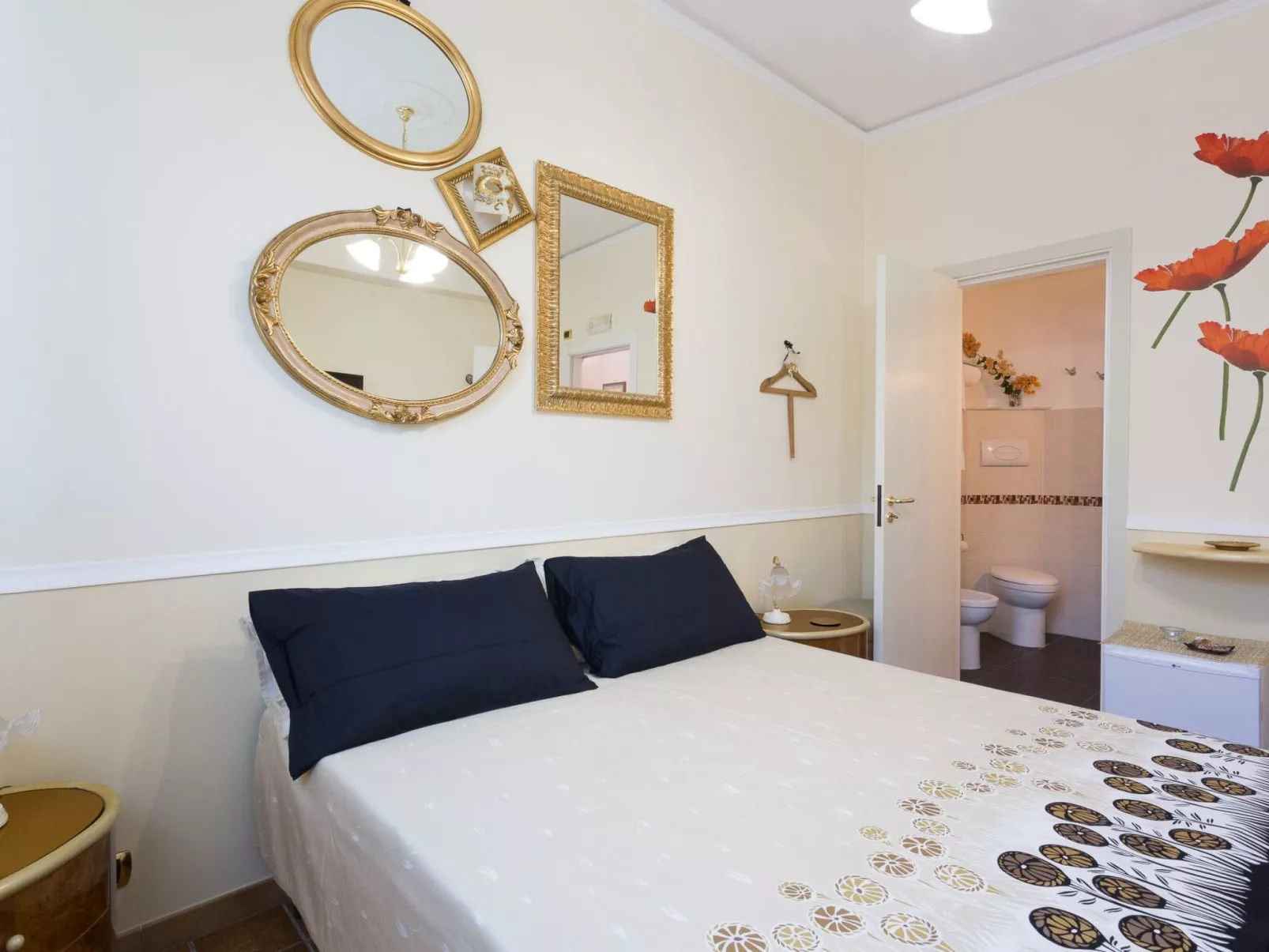 Angenehmes Haus mit privatem Pool-Image-tags.info