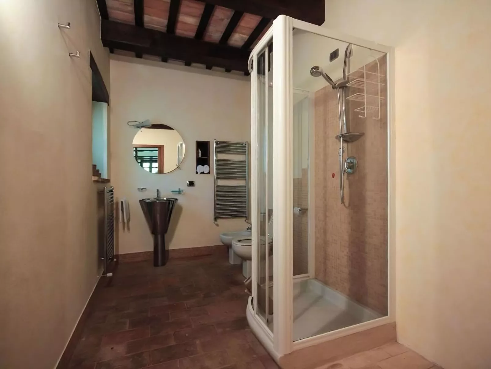 Ferienvilla 'Secret Montegiorgio-Binnen