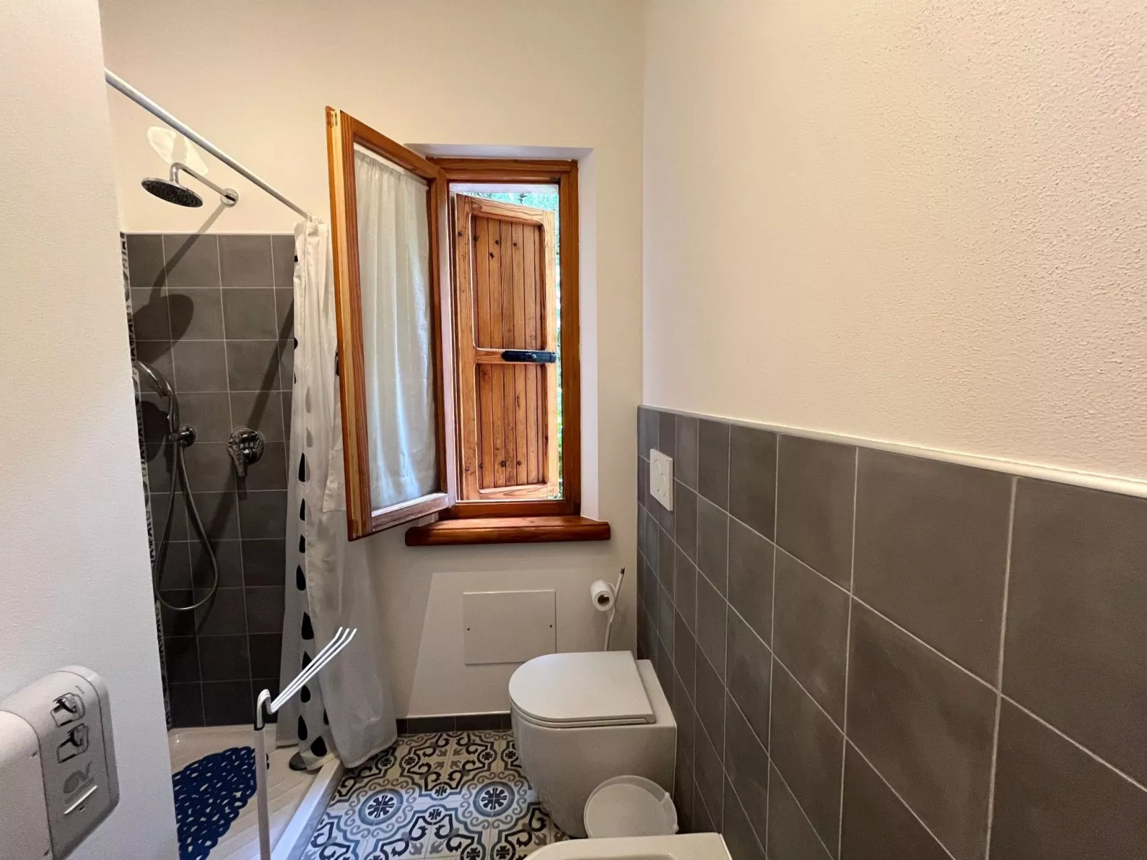 Haus inmitten der Natur mit Schwimmbad-Binnen