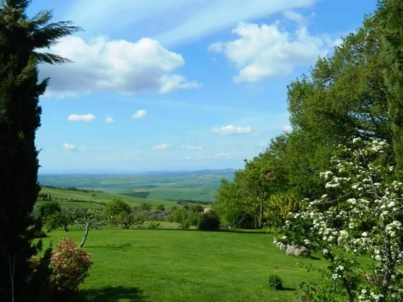 Haus Claudia mit schönem Garten-Buiten