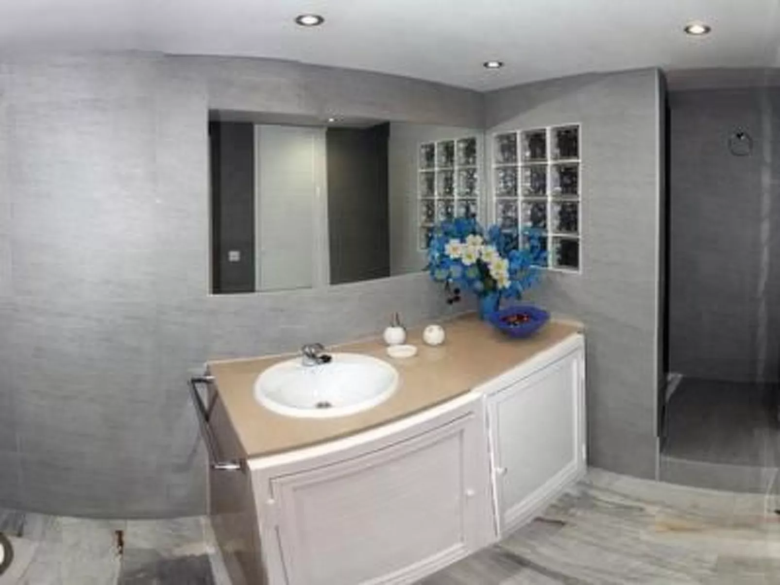 Wohnung mit Terrasse, Nähe Kathedrale von Sevilla-Binnen