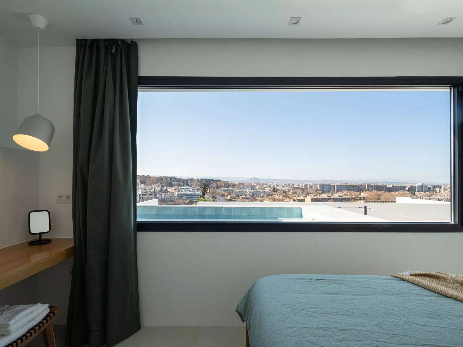 Privater Pool - Terrasse mit Aussicht - Tolle Lage-Binnen