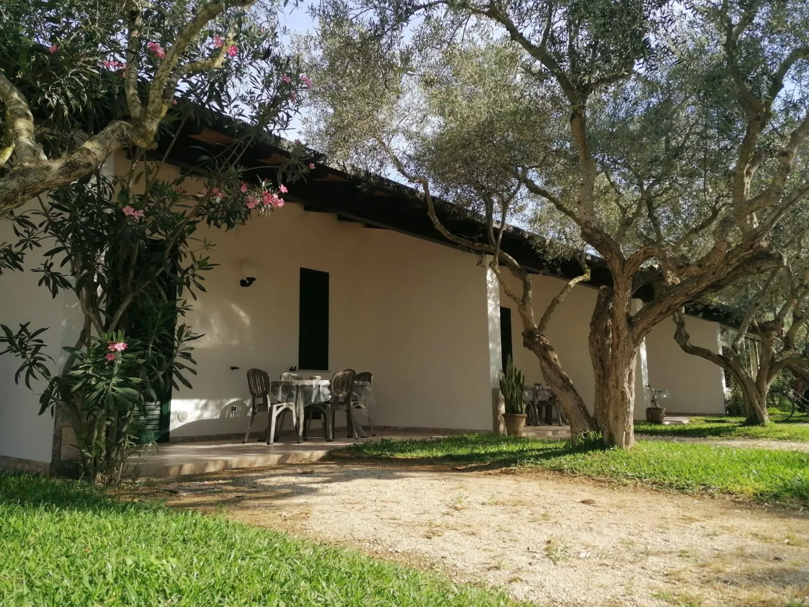 Villetta Bungalow-Buiten