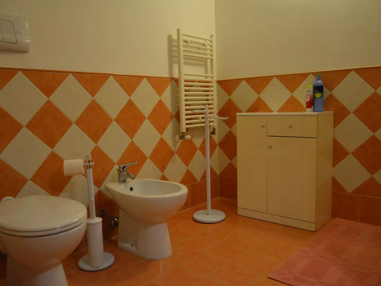 Wohnung mit Balkon-Image-tags.info