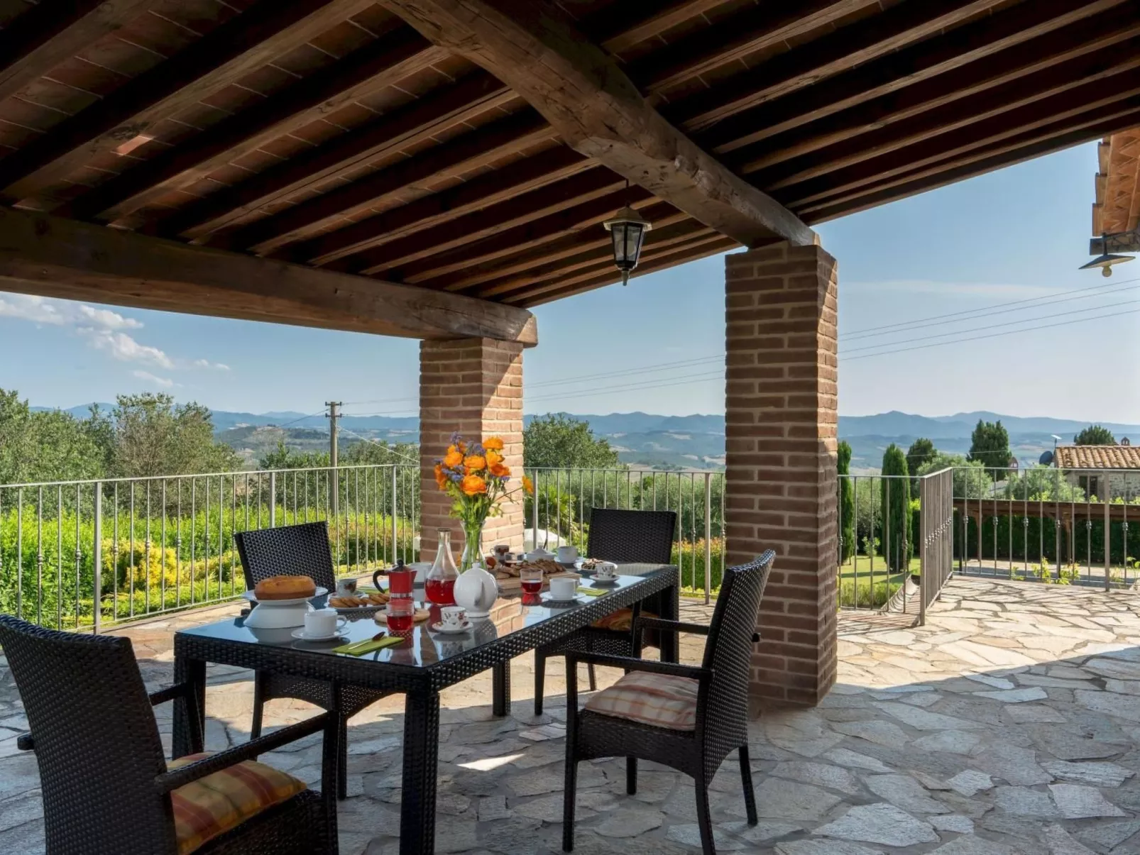 "Villa Peruccio - Schmuckstück in Volterra-Buiten