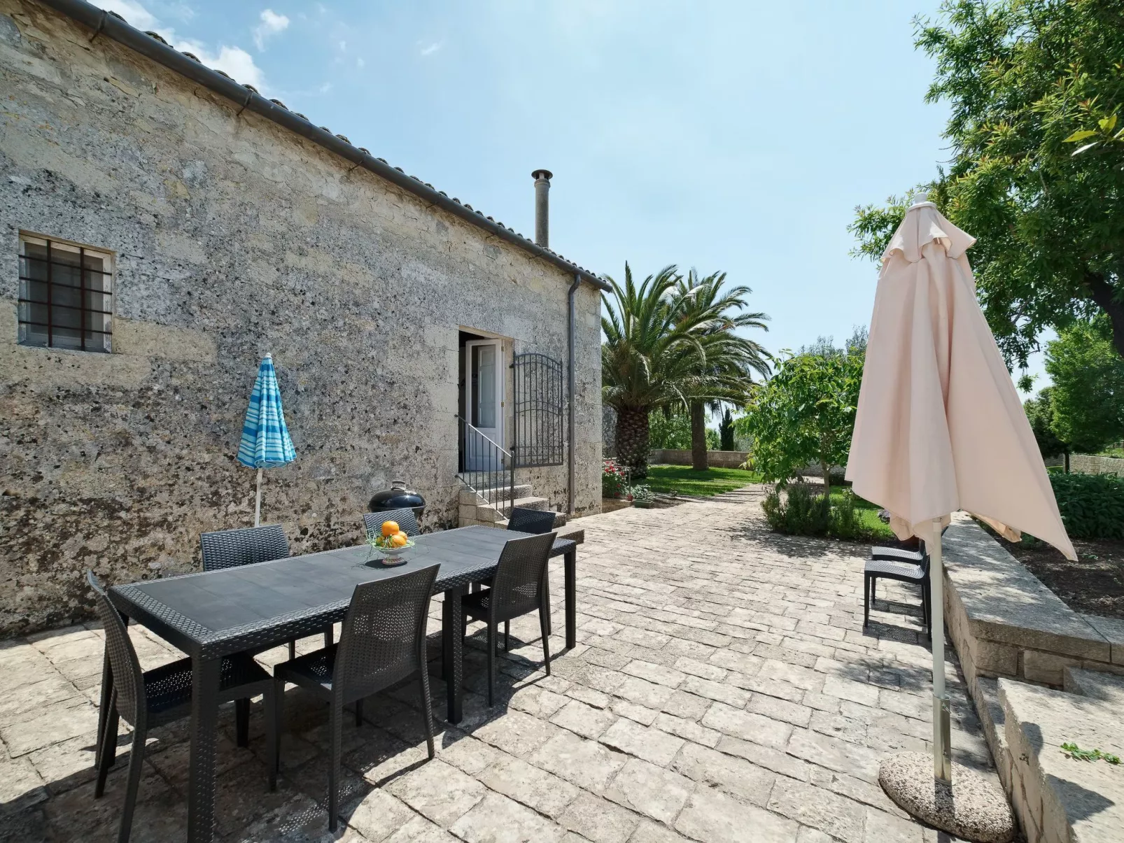 Scifazzo, typisch sizilianische Villa mit Swimmingpool-Image-tags.info