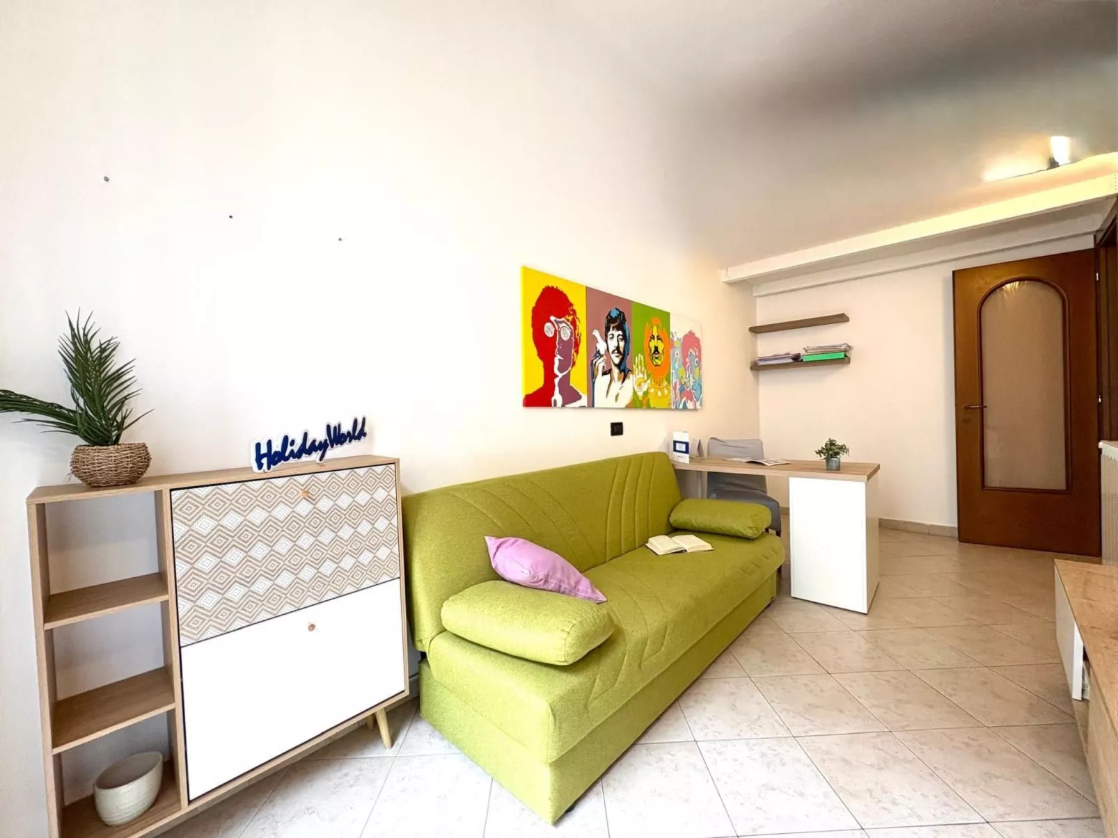 Lichter am Meer bei Holiday World-Binnen