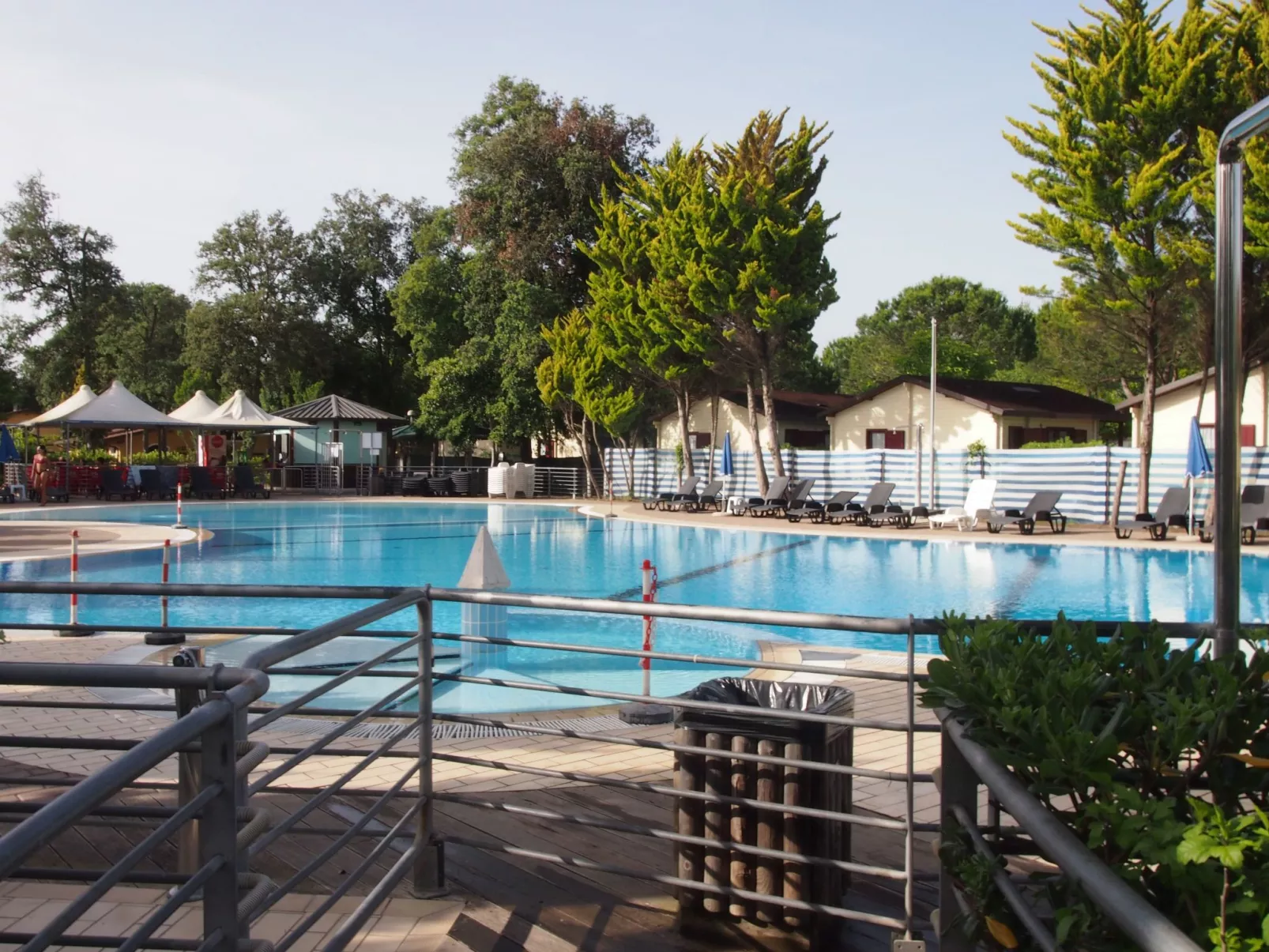 Mobilheim am Meer in der Toskana in der Nähe von Pisa, Lucca-Image-tags.info