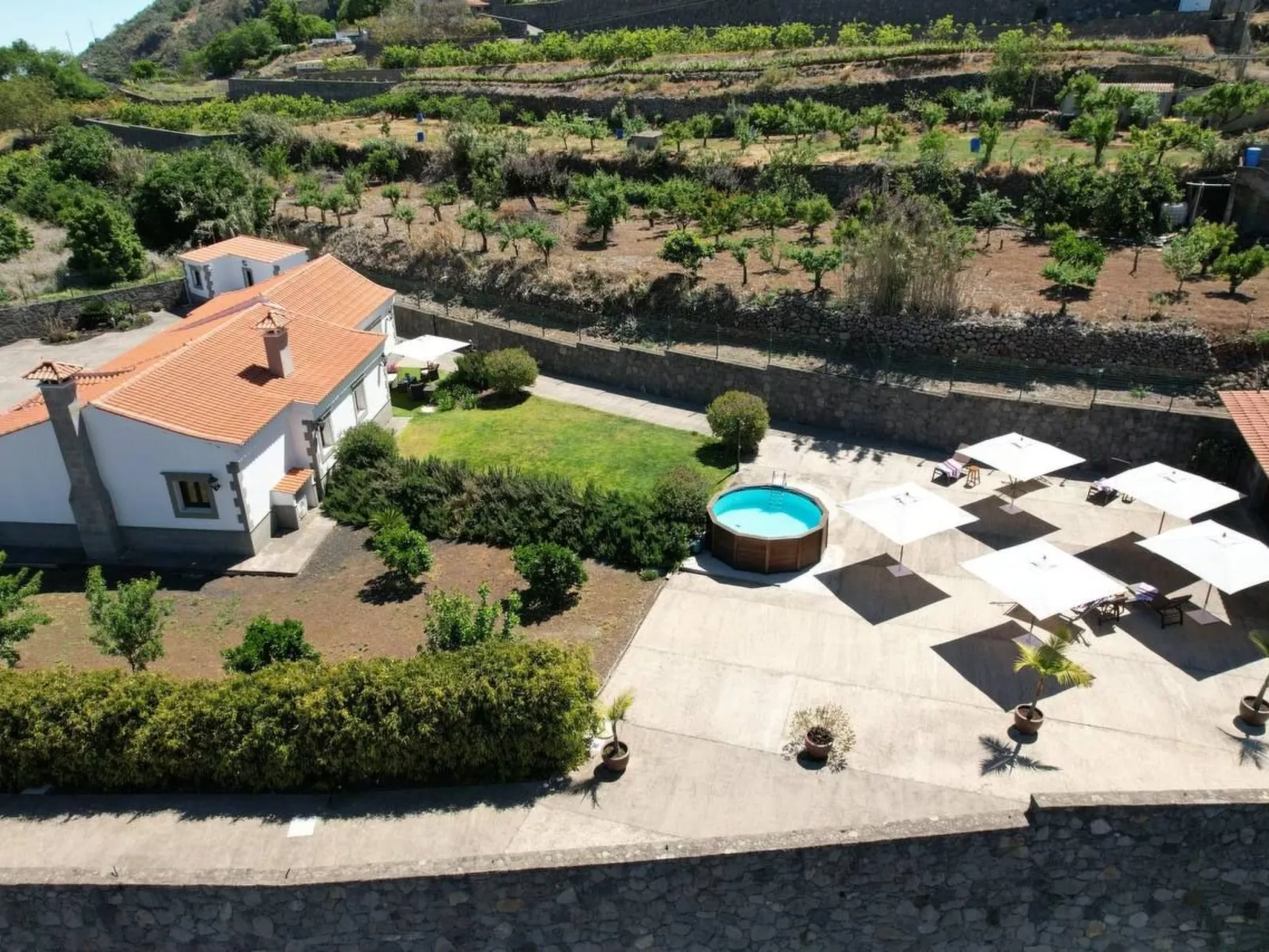 Villa Lucas mit Gartenterrasse und Schwimmbad-Image-tags.info