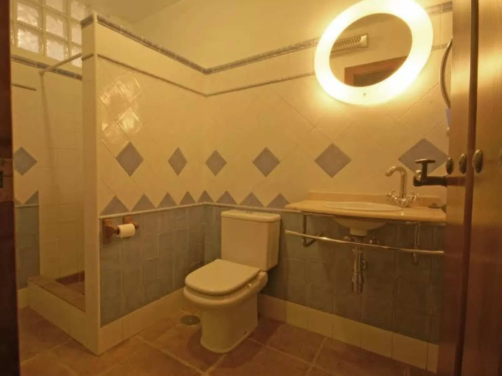 Modernes, geräumiges Ferienhaus in einem Naturschutzgebiet-Binnen