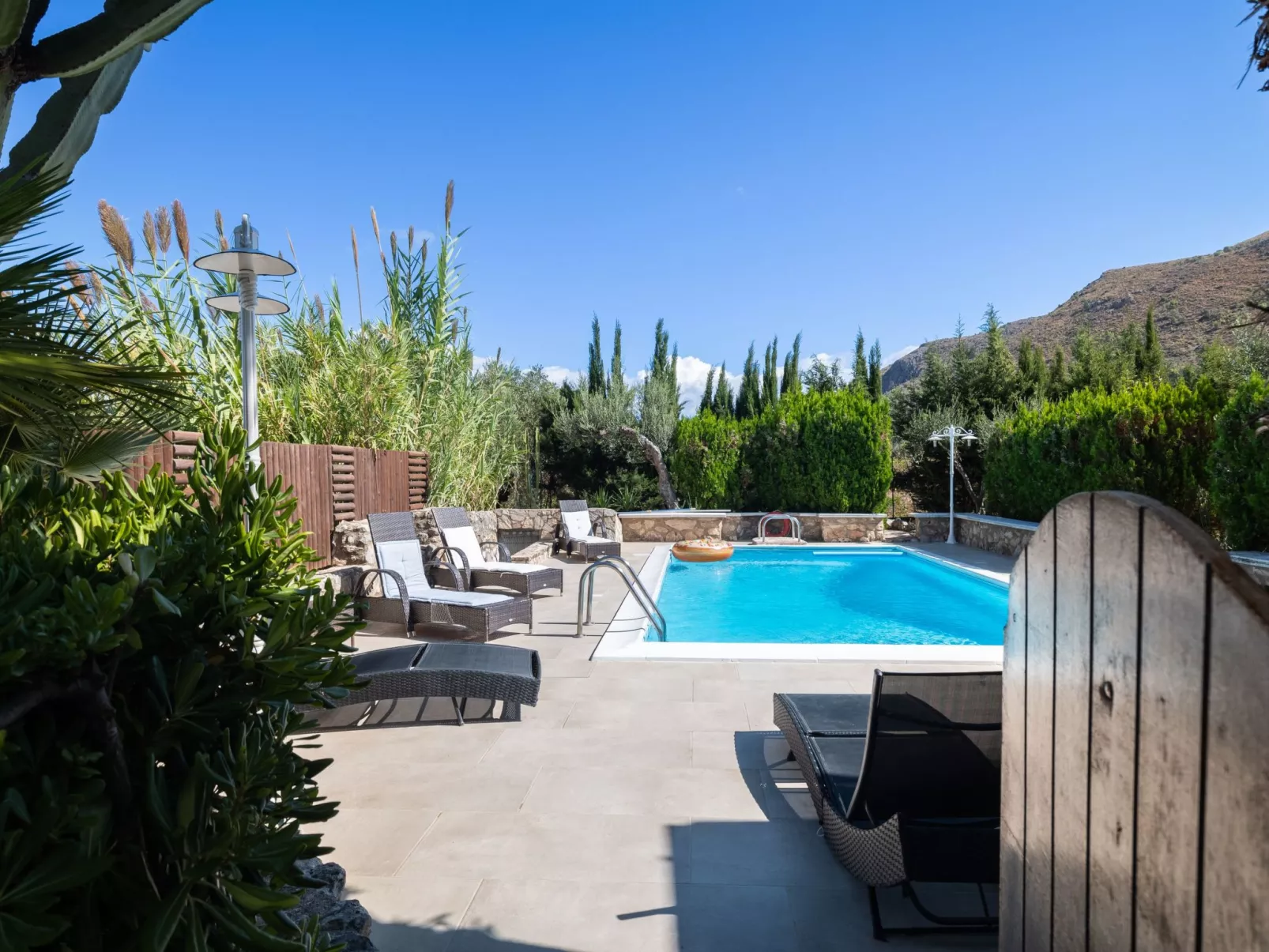 Ferienvilla "Nicole" mit Blick auf das Wasser-Image-tags.info