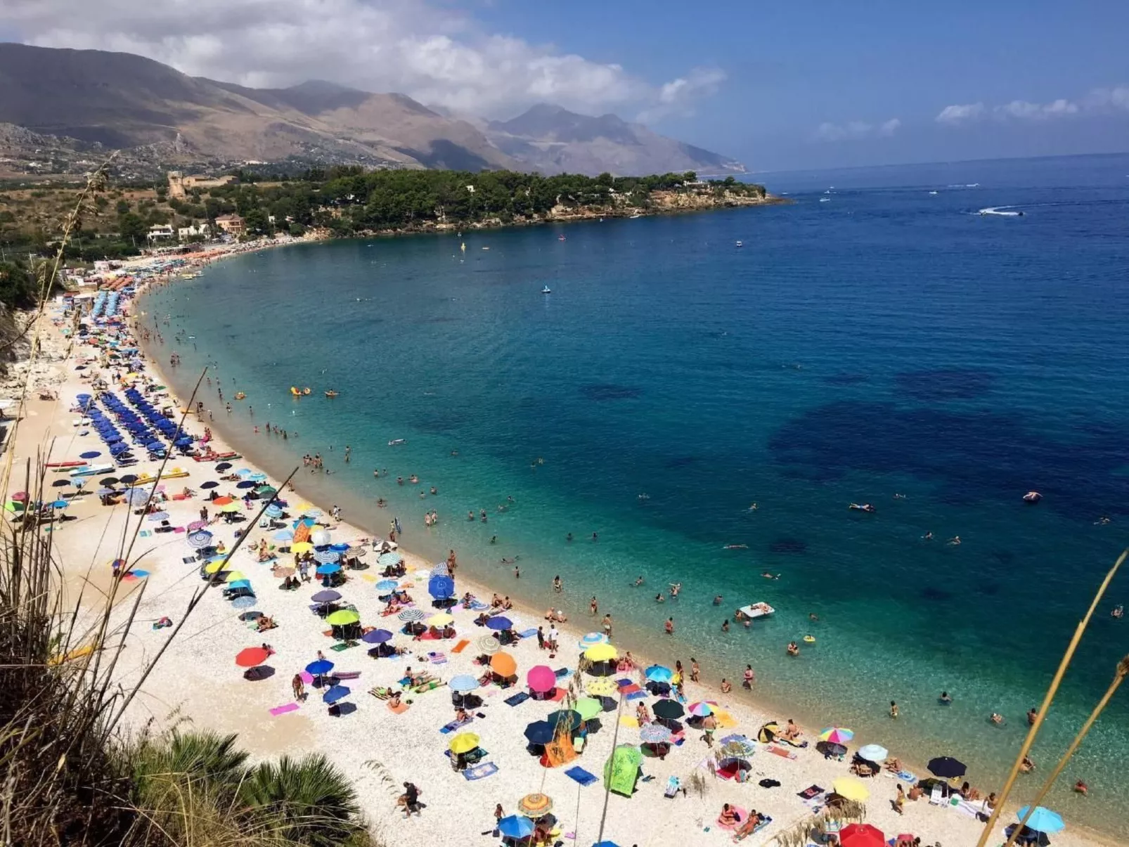 In Castellammare Del Golfo mit Großem Garten und Panoramablick-Image-tags.info