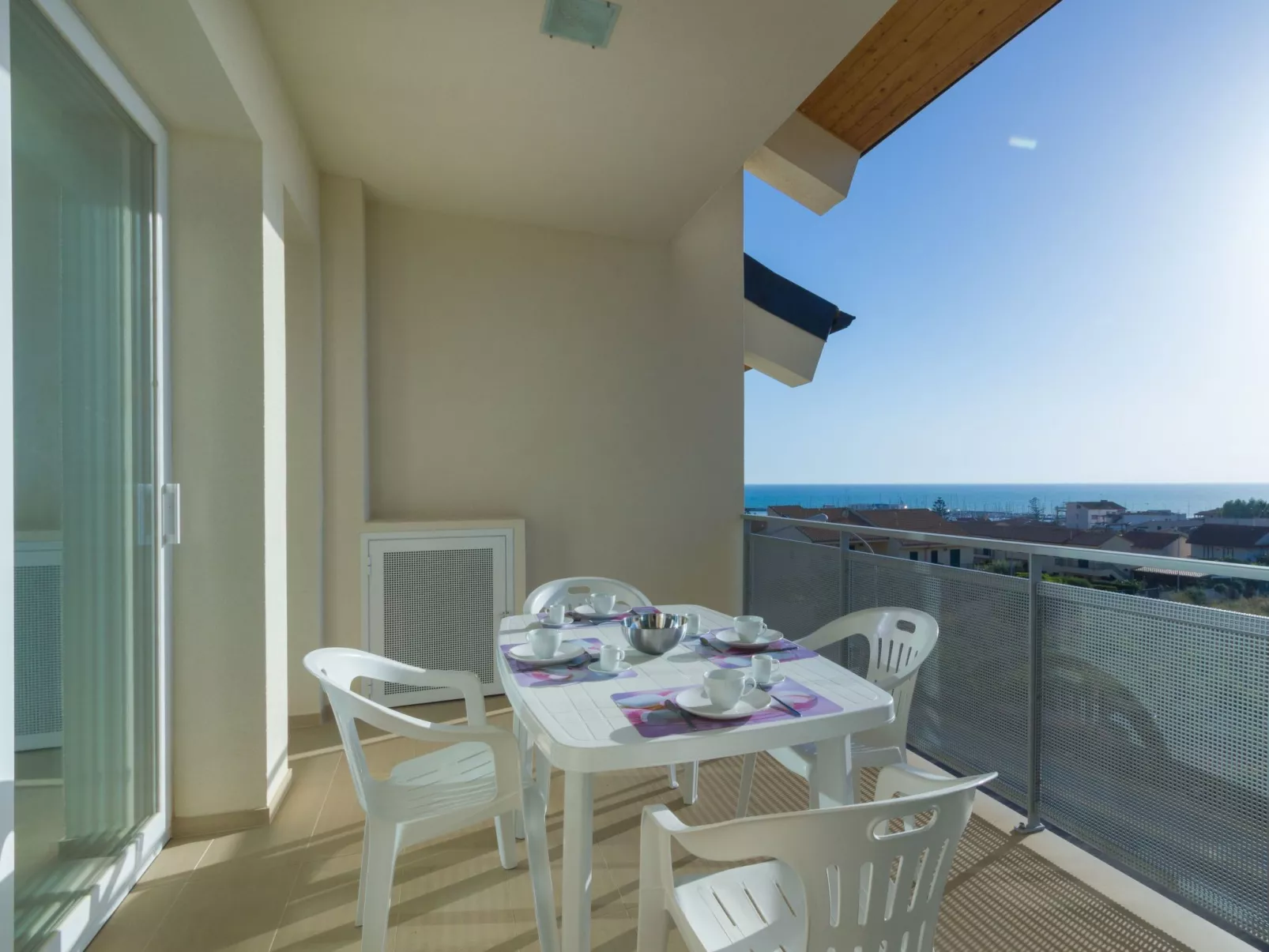 Appartamento vista mare con 2 camere da letto-Image-tags.info