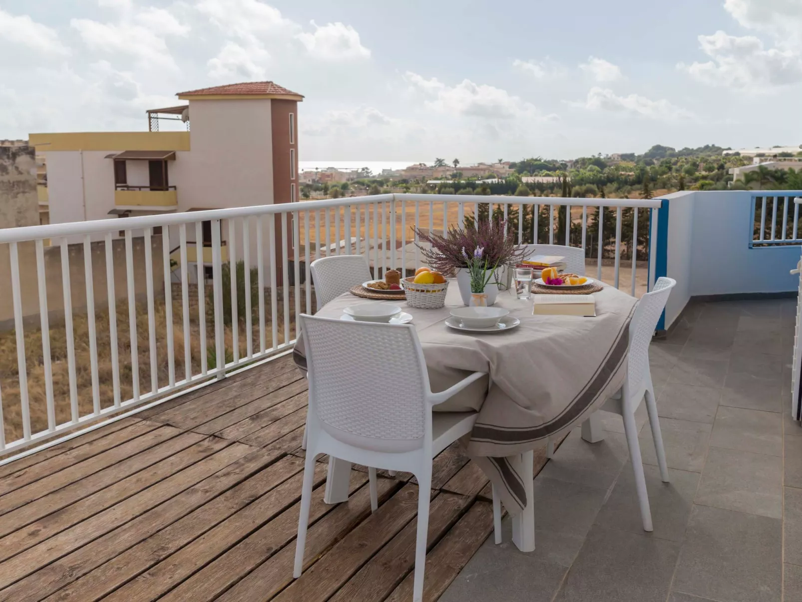 Wohnung mit Meerblick für 6 Personen-Image-tags.info