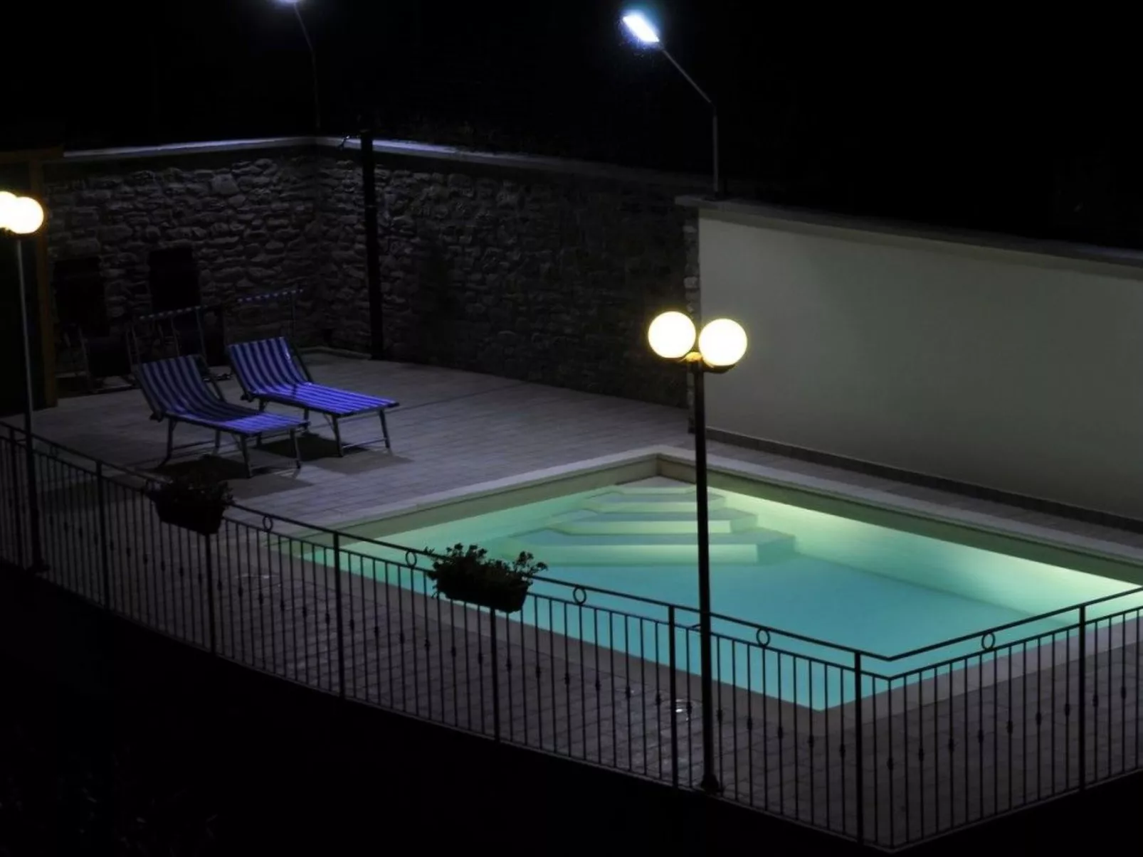 Villa in Borgomaro mit privatem Parkplatz-Buiten