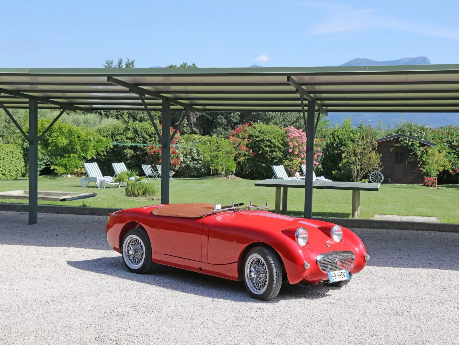 Calla' Wohnung mit Schwimmbad-Buiten