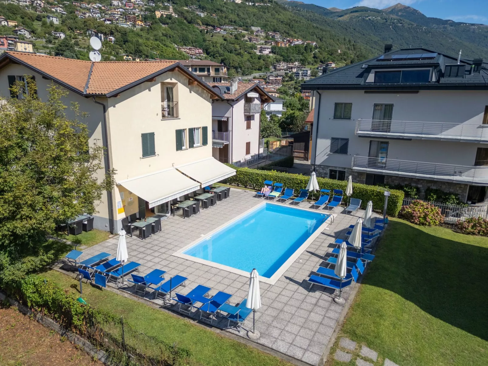 Lakeside Attic Apartment-Image-tags.info