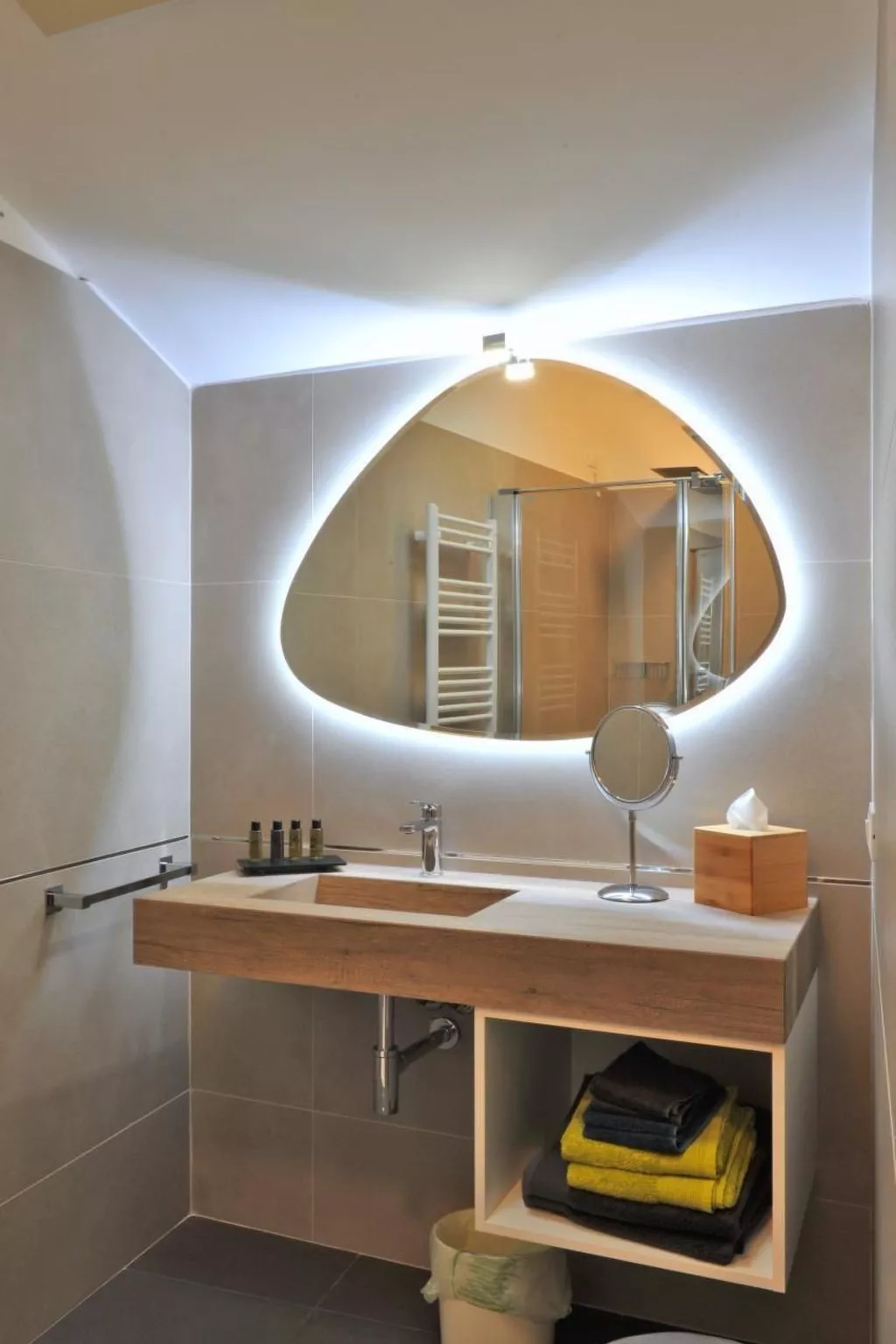 Große Wohnung in Limone Sul Garda mit Terrasse und Garten und Nah am Strand - Image-tags.info