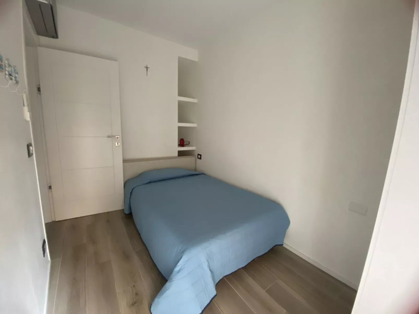 Vaze's Heart by Holiday World-Binnen