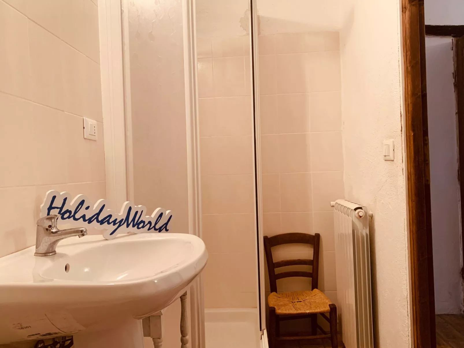 Für 4 Personen ca. 110 m&sup2; in Bajardo, Norditalien (Ligurien)-Binnen