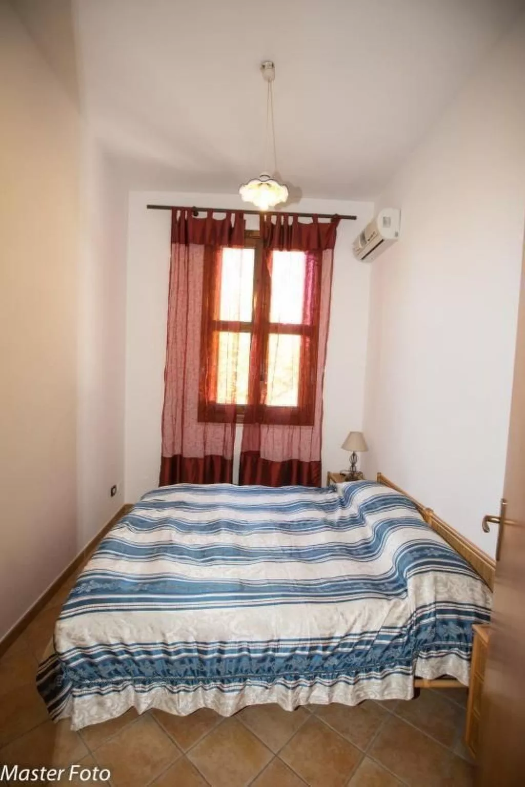 Villa in Lido Di Noto, Sizilien-Image-tags.info