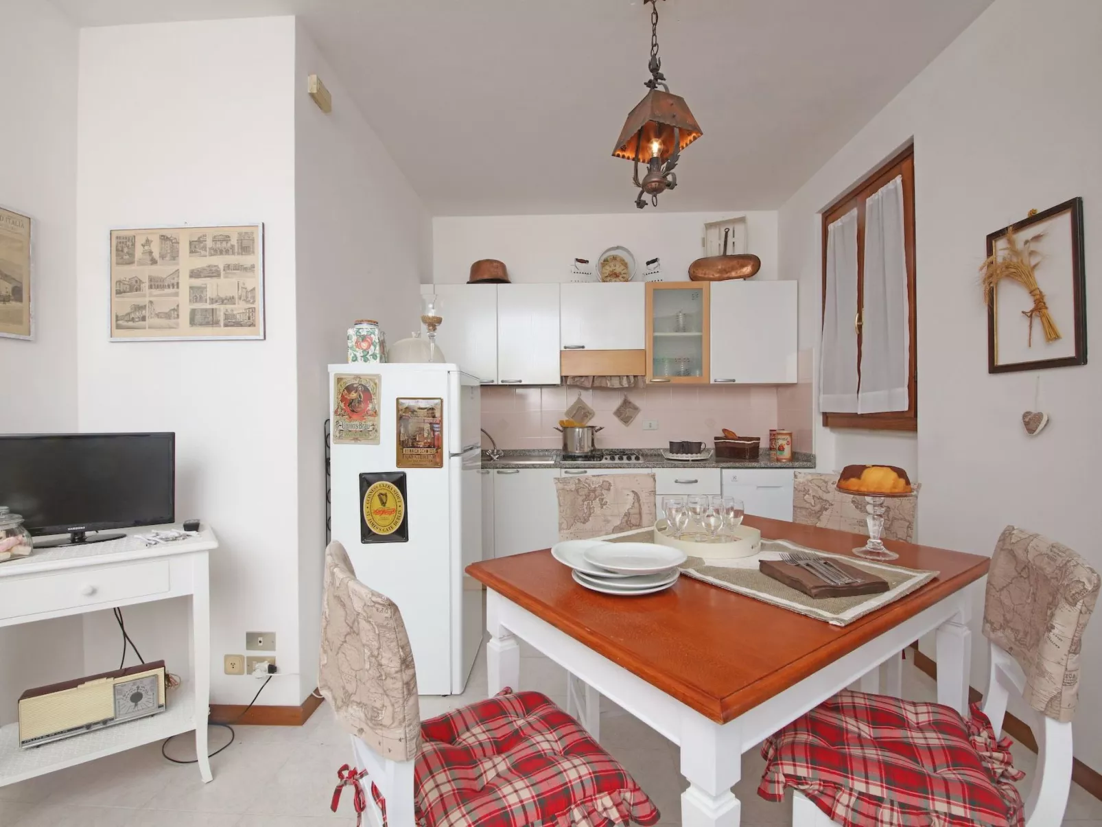 Wohnung mit Privatparkplatz und Aussicht-Binnen