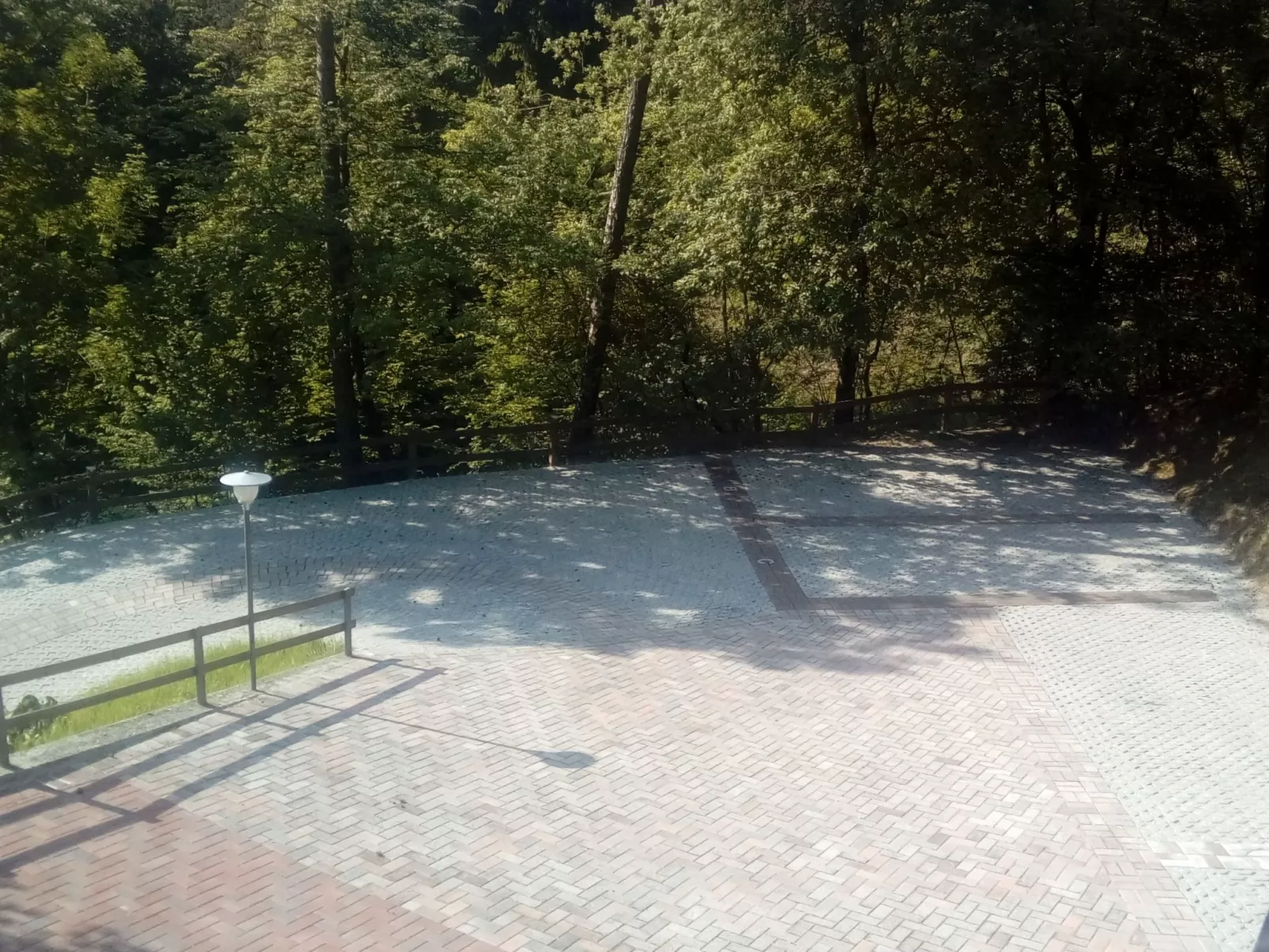 Wohnung im ersten Stock mit schönem Seeblick-Buiten