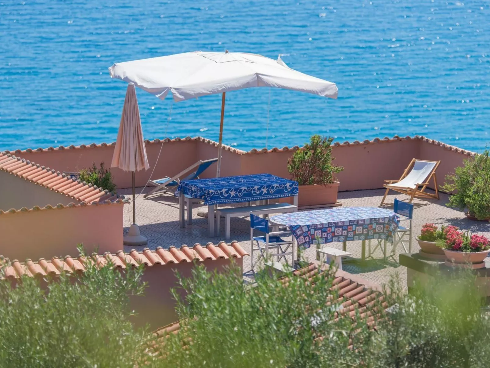 Einzimmerwohnung mit Panoramablick im Erdgeschoss-Image-tags.info