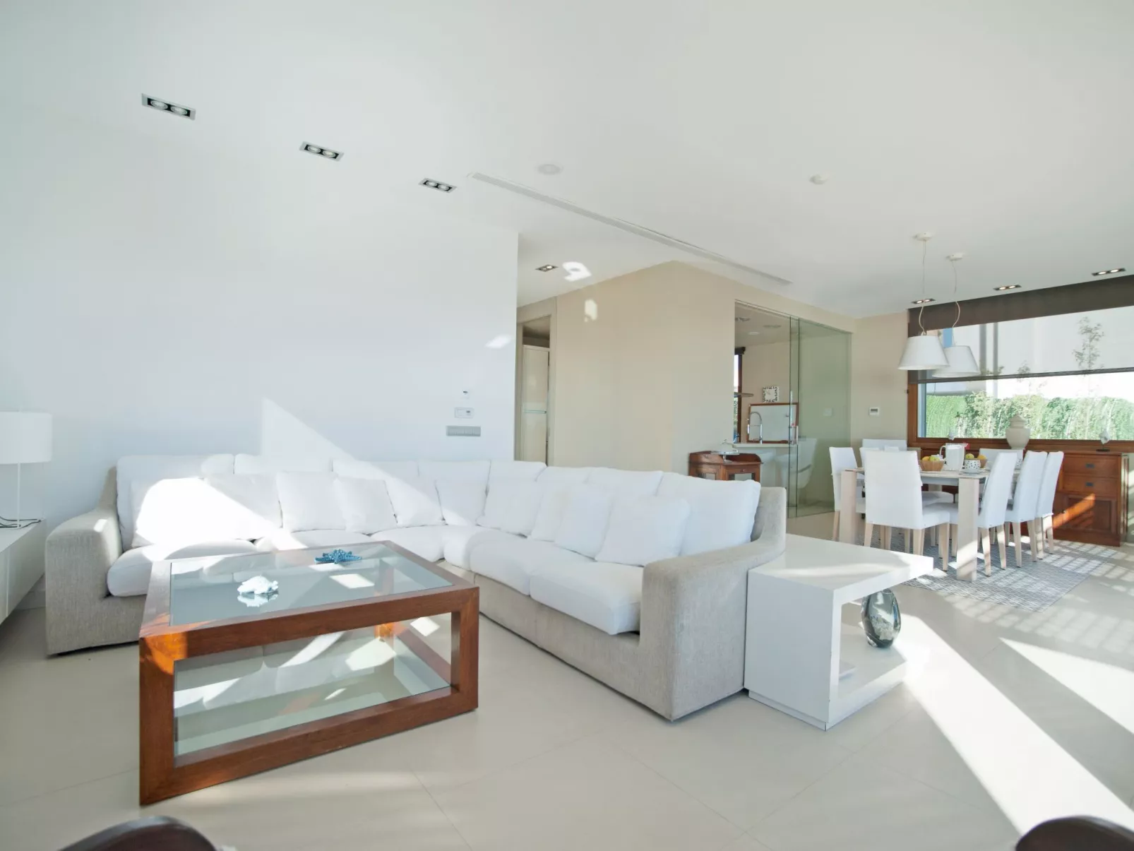 Majestätische Villa mit 5 Schlafzimmern und Pool direkt am Meer-Image-tags.info