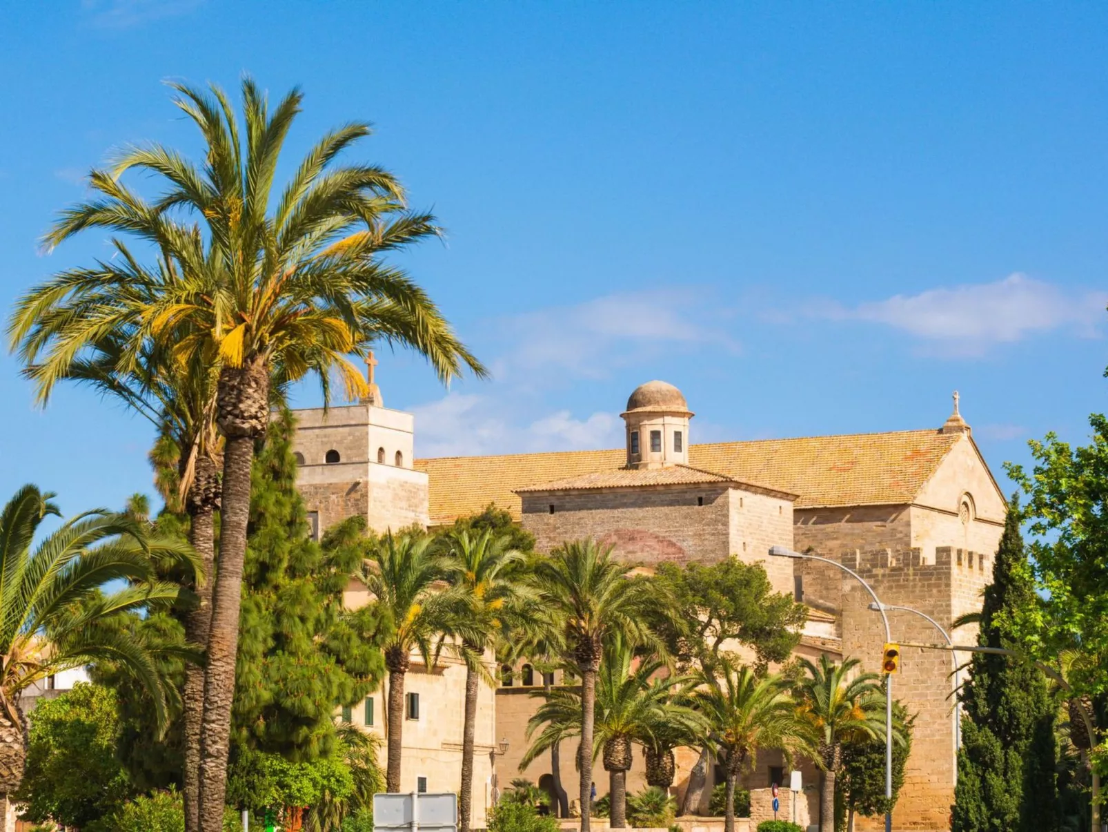 "Voramar Baix" mit Terrasse-Image-tags.info