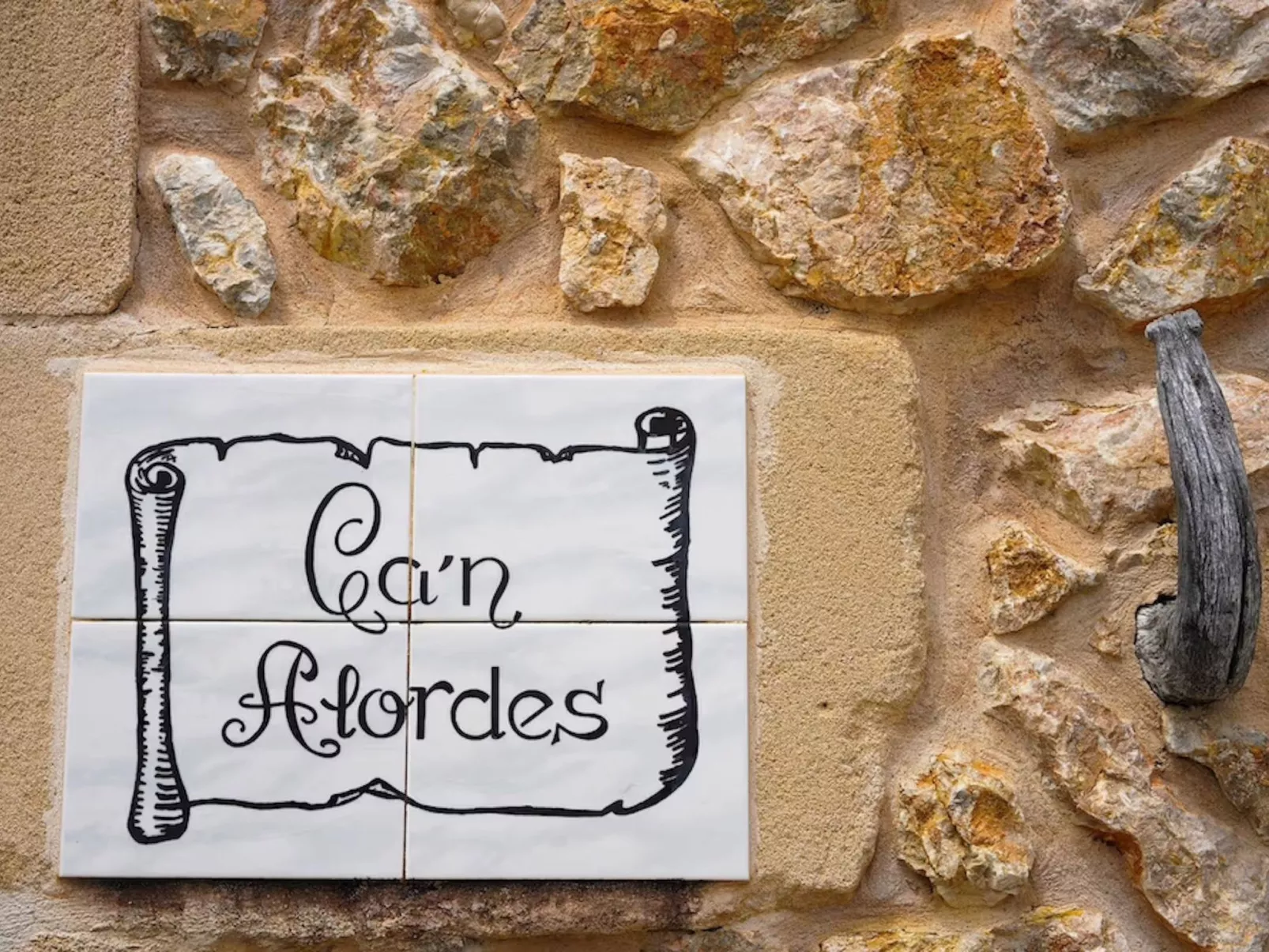 Villa Alordes, ein rustikales Haus mit fantastischer Aussicht-Image-tags.info